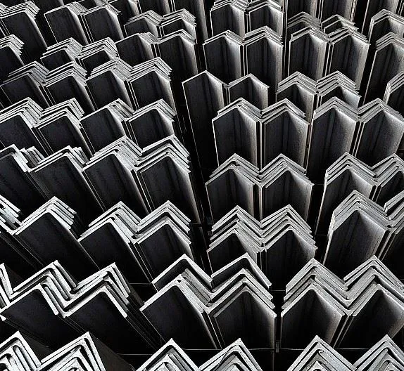 25*25 Galvanized Equal Angle Steel